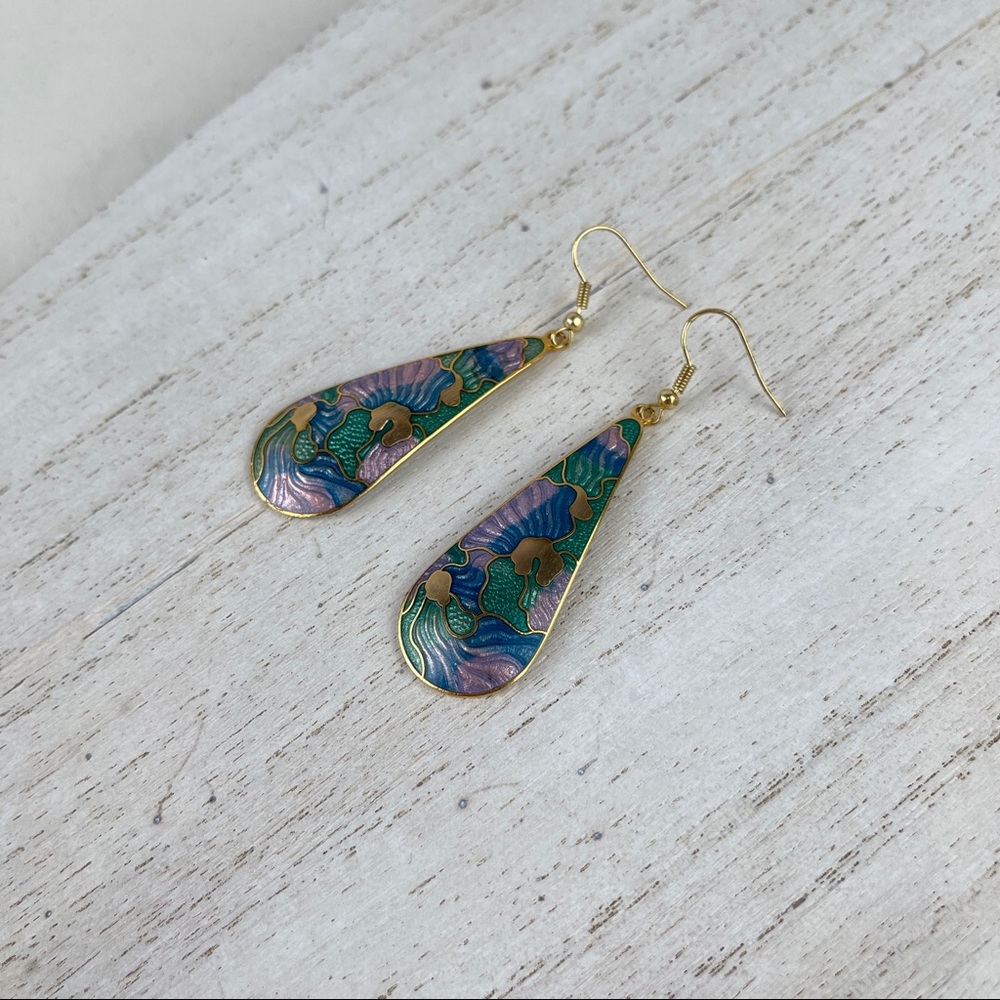 🚫SOLD🚫 VTG 80’s Pastel & Gold Cloisonné Enamel Earrings ✨ Tear Drop Fish and - Picture 6 of 15
